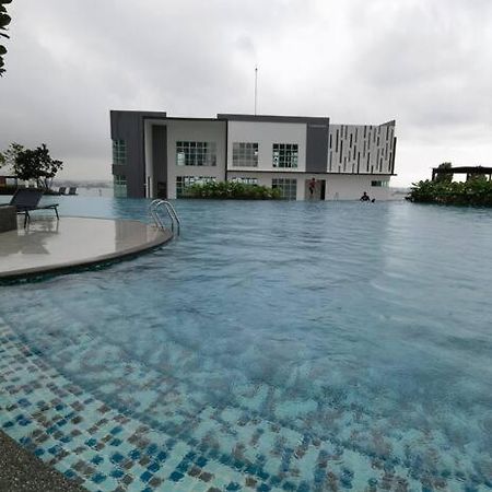A1403 Jb City Sks Habitat Larkin 2Br 6Pax 100Mbps Netflix!! By Stay Johor Bahru Zewnętrze zdjęcie