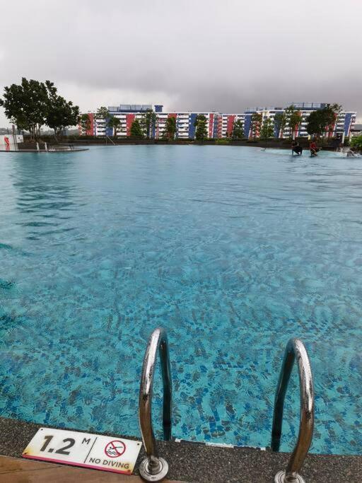 A1403 Jb City Sks Habitat Larkin 2Br 6Pax 100Mbps Netflix!! By Stay Johor Bahru Zewnętrze zdjęcie