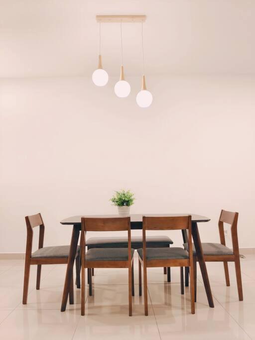 A1403 Jb City Sks Habitat Larkin 2Br 6Pax 100Mbps Netflix!! By Stay Johor Bahru Zewnętrze zdjęcie